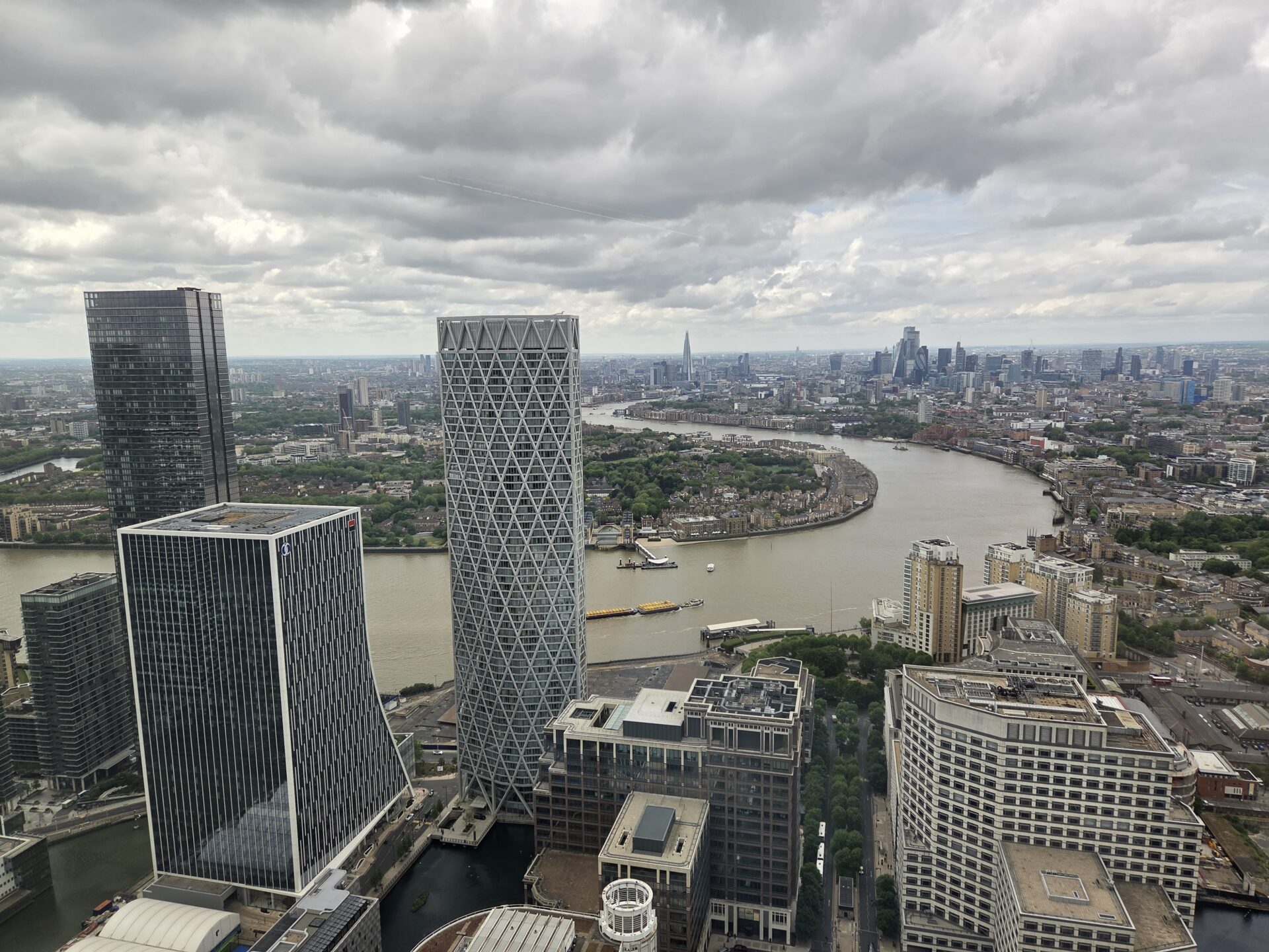 Article 01: The 30/85/89 Problem: Why a Sliver of London Offices Drives Almost All Its Office Energy Use